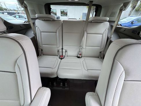 Used 2023 GMC Yukon Denali image 16