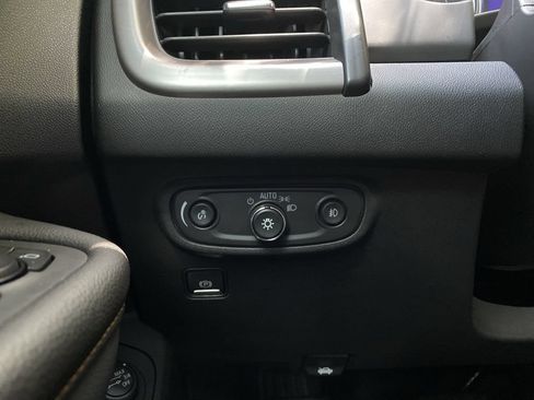 Used 2024 GMC Terrain AT4 AWD/4WD image 21