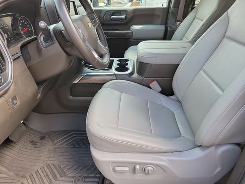 Used 2023 Chevrolet Silverado 2500 LTZ w/ LTZ Premium Package image 12