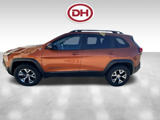 Used 2014 Jeep Cherokee Trailhawk w/ Cold Weather Group AWD/4WD image 5