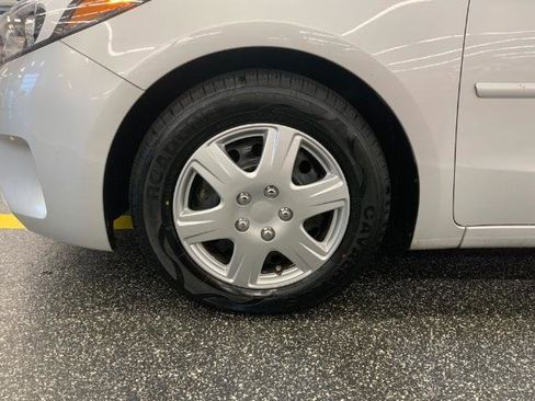 Used 2017 Kia Forte LX FWD image 40