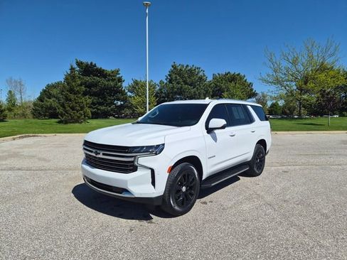 Used 2024 Chevrolet Tahoe LT w/ Luxury Package AWD/4WD image 1