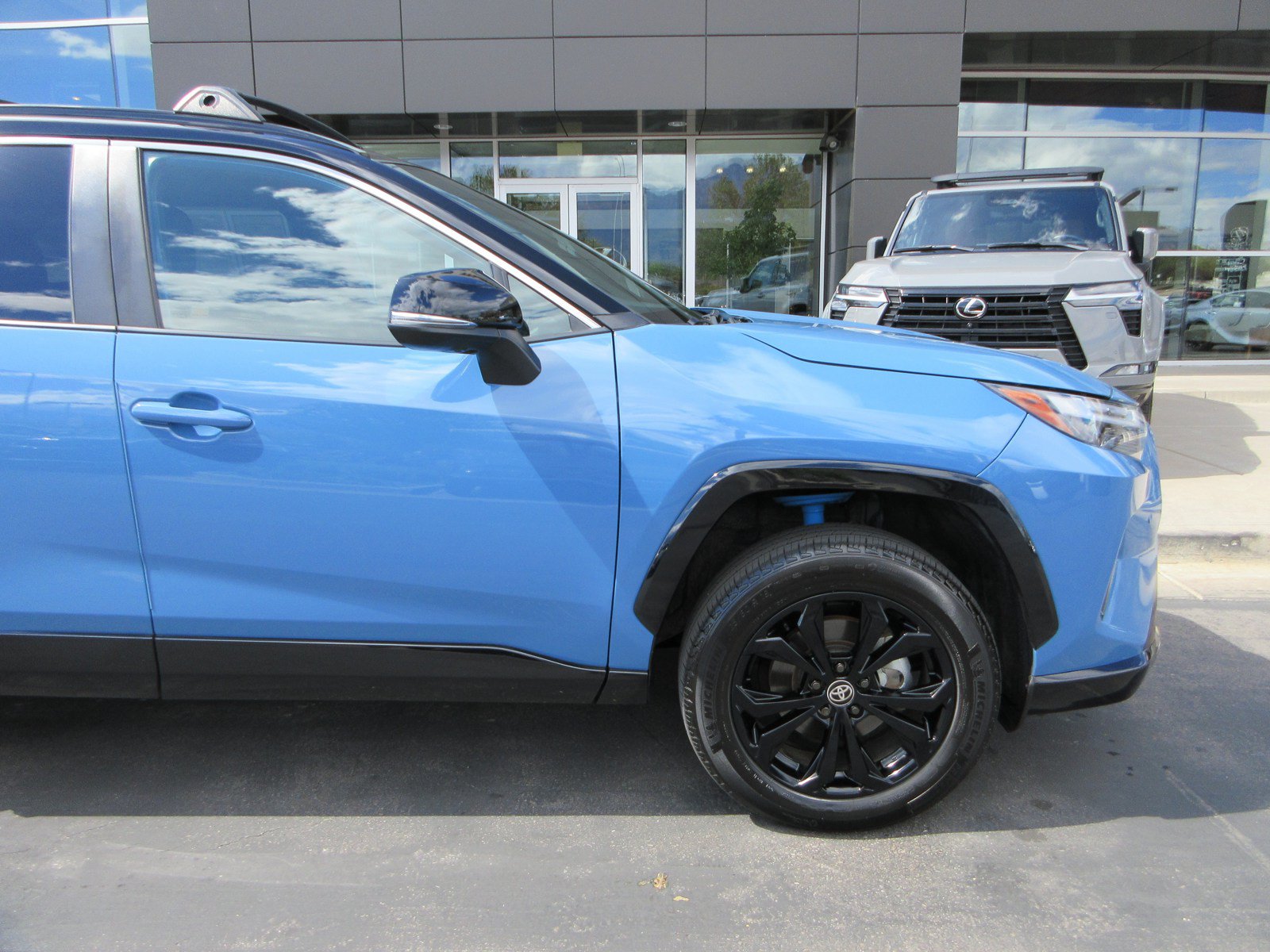 Used 2024 Toyota RAV4 XSE w/ Advanced Technology Package AWD/4WD image 13
