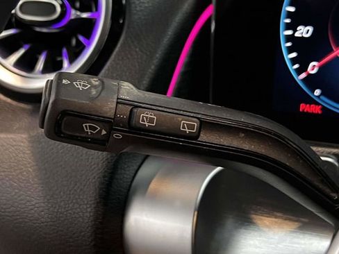 Certified 2023 Mercedes-Benz GLB 250 4MATIC image 23