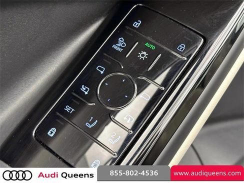 Used 2025 Audi Q6 e-tron Premium Plus image 18