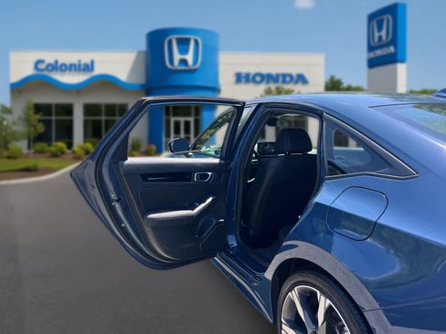 Used 2025 Honda Civic Sport Touring image 29