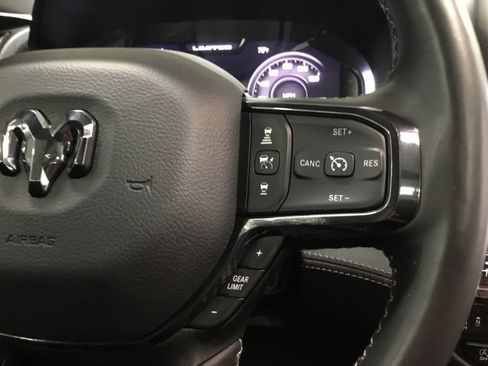 Used 2023 RAM 1500 Limited AWD/4WD image 39