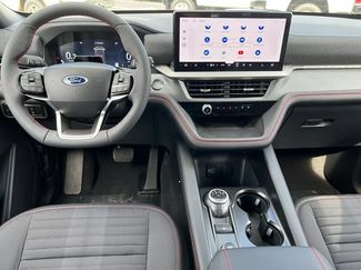 New 2026 Ford Explorer ST-Line w/ ST-Line Street Pack AWD/4WD video 3