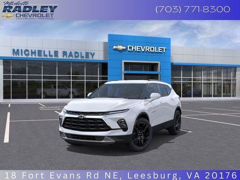 New 2025 Chevrolet Blazer LT w/ Convenience Package image 10