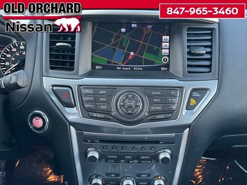 Used 2017 Nissan Pathfinder SL w/ SL Premium Package AWD/4WD image 15