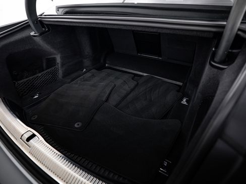 Used 2022 Audi S8 w/ S8 Comfort Plus Package image 22