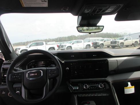 New 2026 GMC Sierra 1500 AT4 w/ AT4 Premium Package image 18