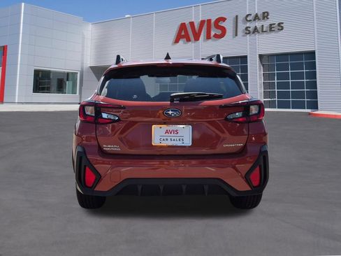 Used 2025 Subaru Crosstrek 2.5i Premium AWD/4WD image 7
