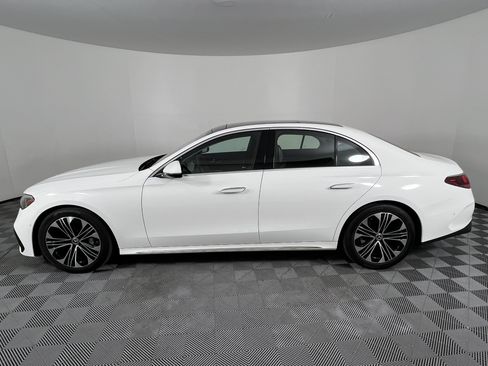 Certified 2024 Mercedes-Benz E 350 4MATIC Sedan image 9