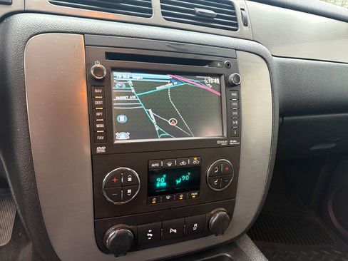 Used 2013 Chevrolet Silverado 2500 LTZ w/ LTZ Plus Package image 21