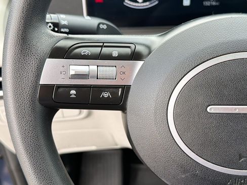 Used 2025 Hyundai Tucson SE image 17