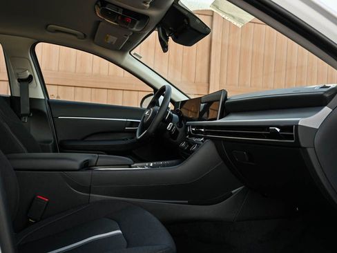 New 2026 Hyundai Sonata Blue image 9