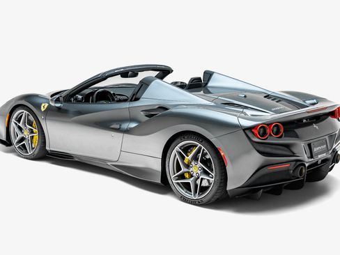 Used 2022 Ferrari F8 Tributo RWD image 14
