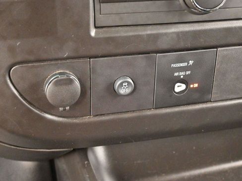 Used 2024 GMC Savana 2500 w/ Driver Convenience Package RWD image 22