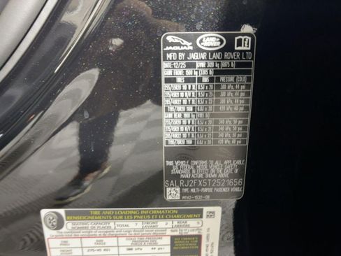 New 2026 Land Rover Discovery S image 15