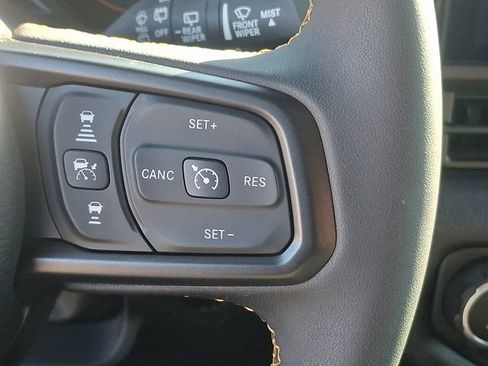 Used 2024 Jeep Wrangler Willys image 22