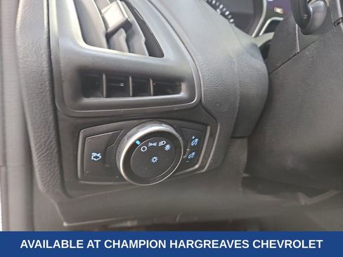Used 2017 Ford Focus SE image 24