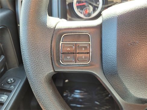 Certified 2018 RAM 1500 Express image 32