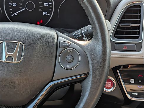 Used 2017 Honda HR-V EX-L image 19