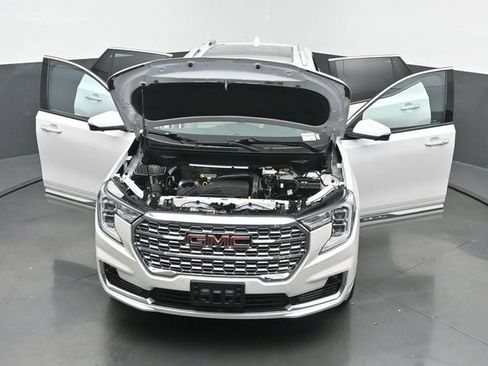 Used 2023 GMC Terrain Denali w/ Denali Premium Package AWD/4WD image 63