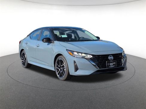 New 2025 Nissan Sentra SR w/ SR Premium Package image 3