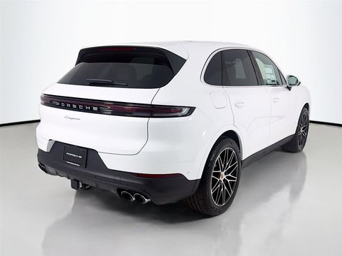 New 2026 Porsche Cayenne image 26