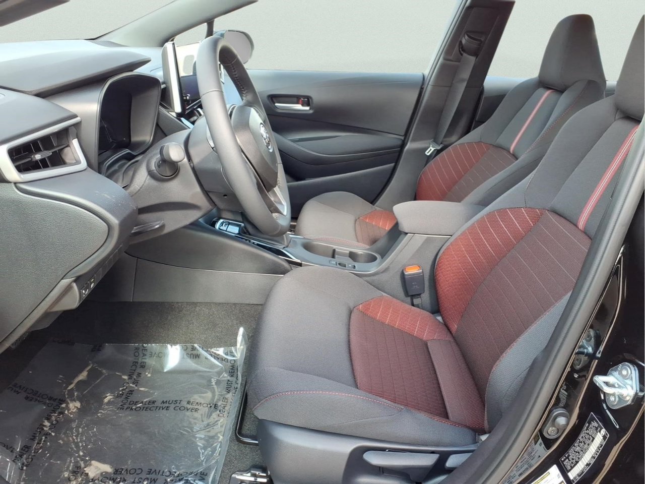 Used 2027 Toyota Corolla SE FWD image 17