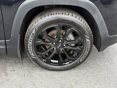 Used 2022 GMC Terrain SLT w/ Elevation Edition AWD/4WD image 12