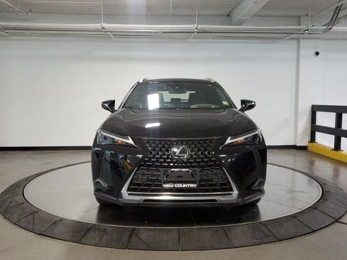 Used 2023 Lexus UX 250h AWD w/ Premium Package image 4