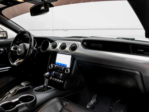 Used 2020 Ford Mustang Premium RWD image 17