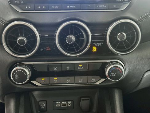 Used 2024 Nissan Sentra SV FWD image 22