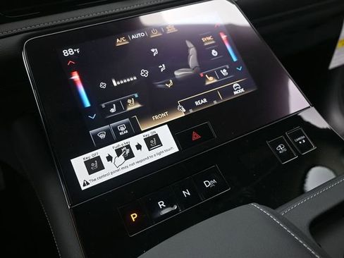 New 2026 INFINITI QX80 Luxe RWD image 22