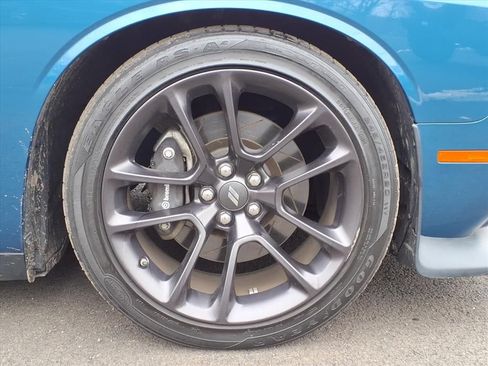 Used 2020 Dodge Challenger R/T Scat Pack RWD image 21