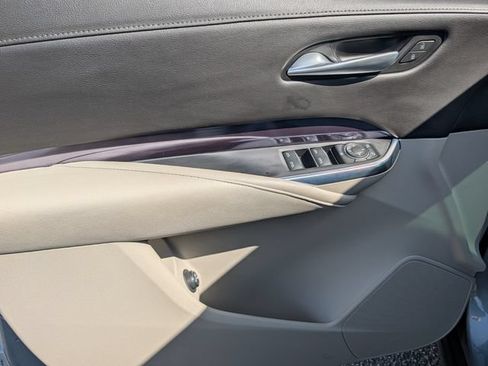 Used 2023 Cadillac XT4 Luxury FWD image 10