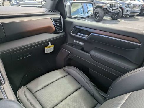 Used 2026 GMC Sierra 1500 Denali AWD/4WD image 19