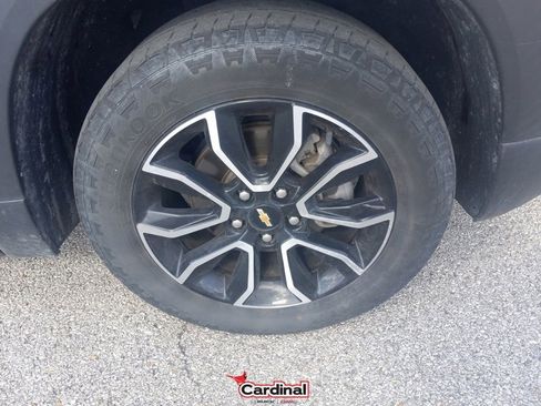 Used 2021 Chevrolet TrailBlazer ACTIV image 2