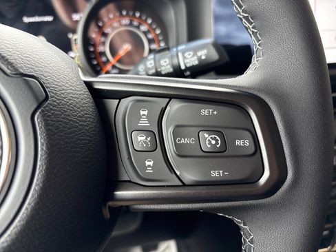 New 2026 Jeep Wrangler Unlimited Rubicon image 14