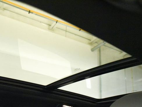 Used 2024 Jeep Compass Limited w/ Sun and Sound Group image 29