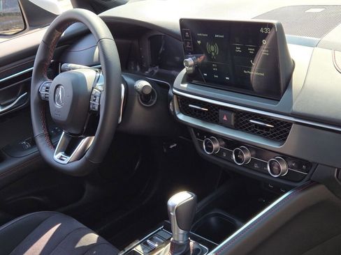 Certified 2025 Acura ADX A-Spec image 9