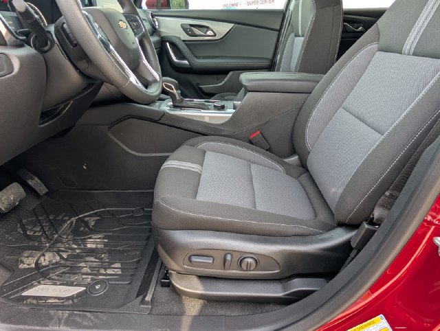 New 2026 Chevrolet Blazer LT w/ Convenience Package FWD image 9