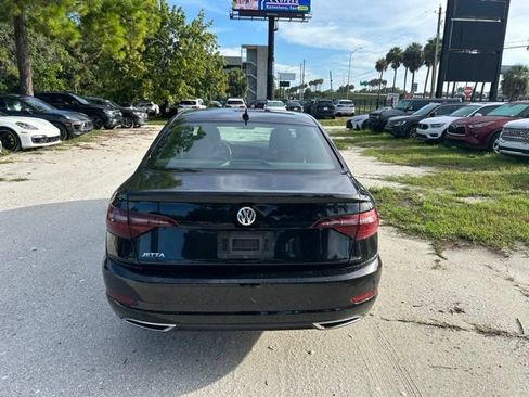 Used 2020 Volkswagen Jetta R-Line w/ R-Line Cold Weather Package FWD image 17