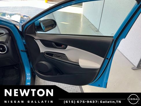 Used 2023 Hyundai Kona SEL FWD image 34