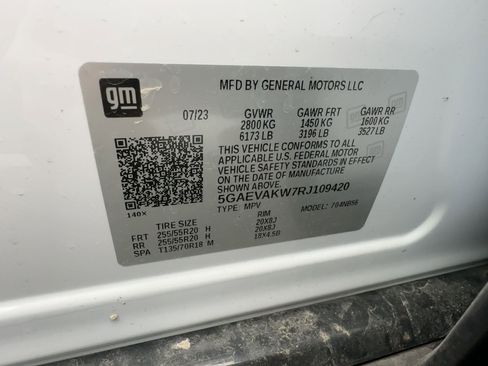 Used 2024 Buick Enclave Essence w/ Experience Buick Package image 21