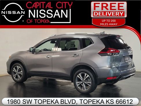 Used 2019 Nissan Rogue SV w/ Premium Package image 29