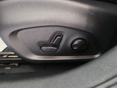 Used 2026 Jeep Compass Trailhawk AWD/4WD image 13